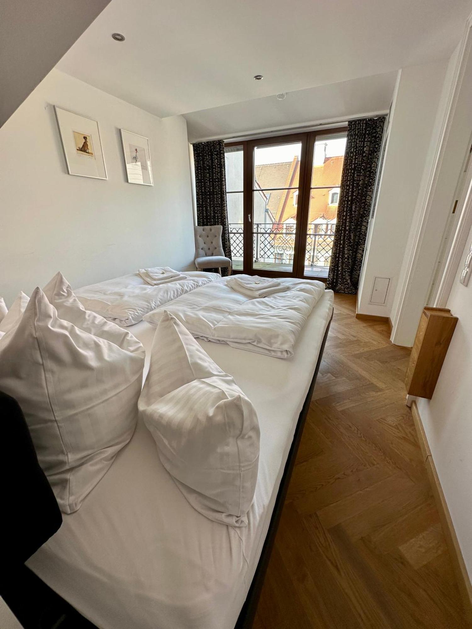 Luxus Suite Mit Einmaligem Blick Auf Die Frauenkirche 德累斯顿 外观 照片